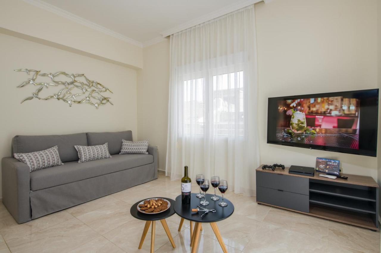 Center Manolia Dream 3 Bedroom Apartment 100M Away From The Beach Chania  Exterior foto